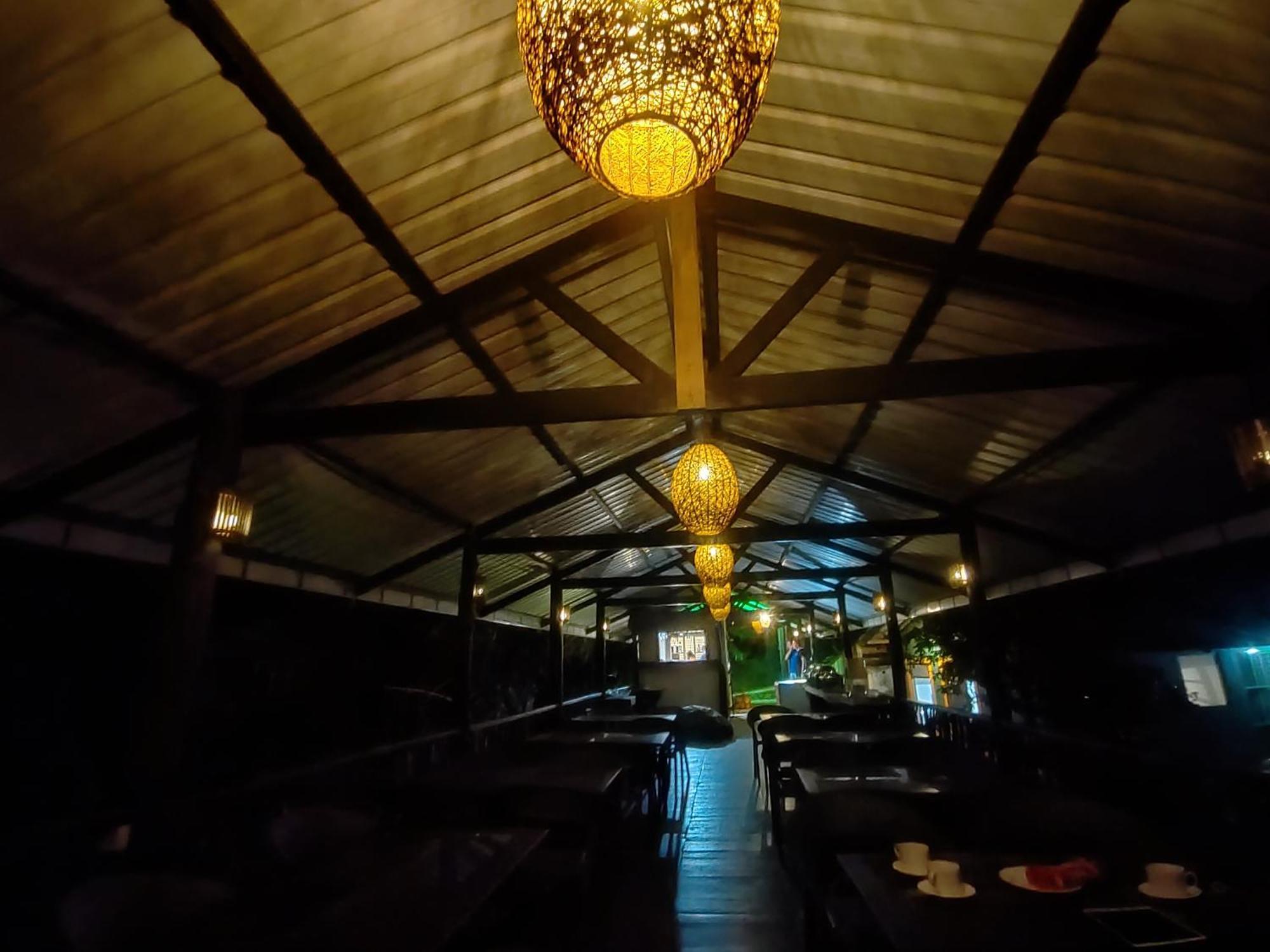 Explore Sinharaja Rain Forest Tour Camp Dombagoda Buitenkant foto